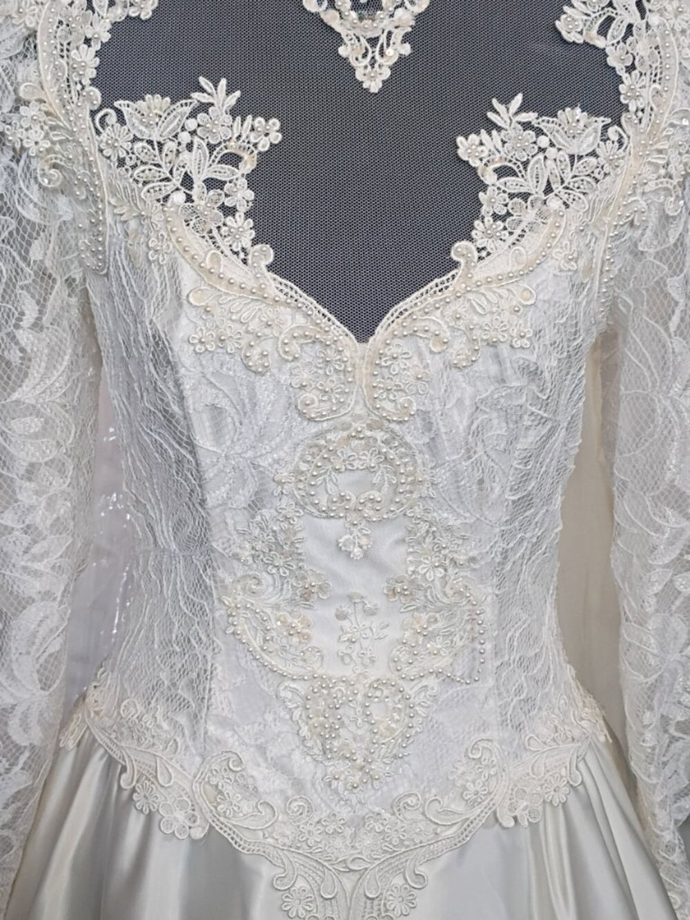 Vintage Ivory Silk Satin Lace Wedding Dress Sz 8 - Picture 11 of 11